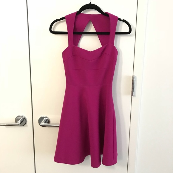 Likely Dresses & Skirts - Likely Sweetheart Neckline Fit and Flare Dress, 00